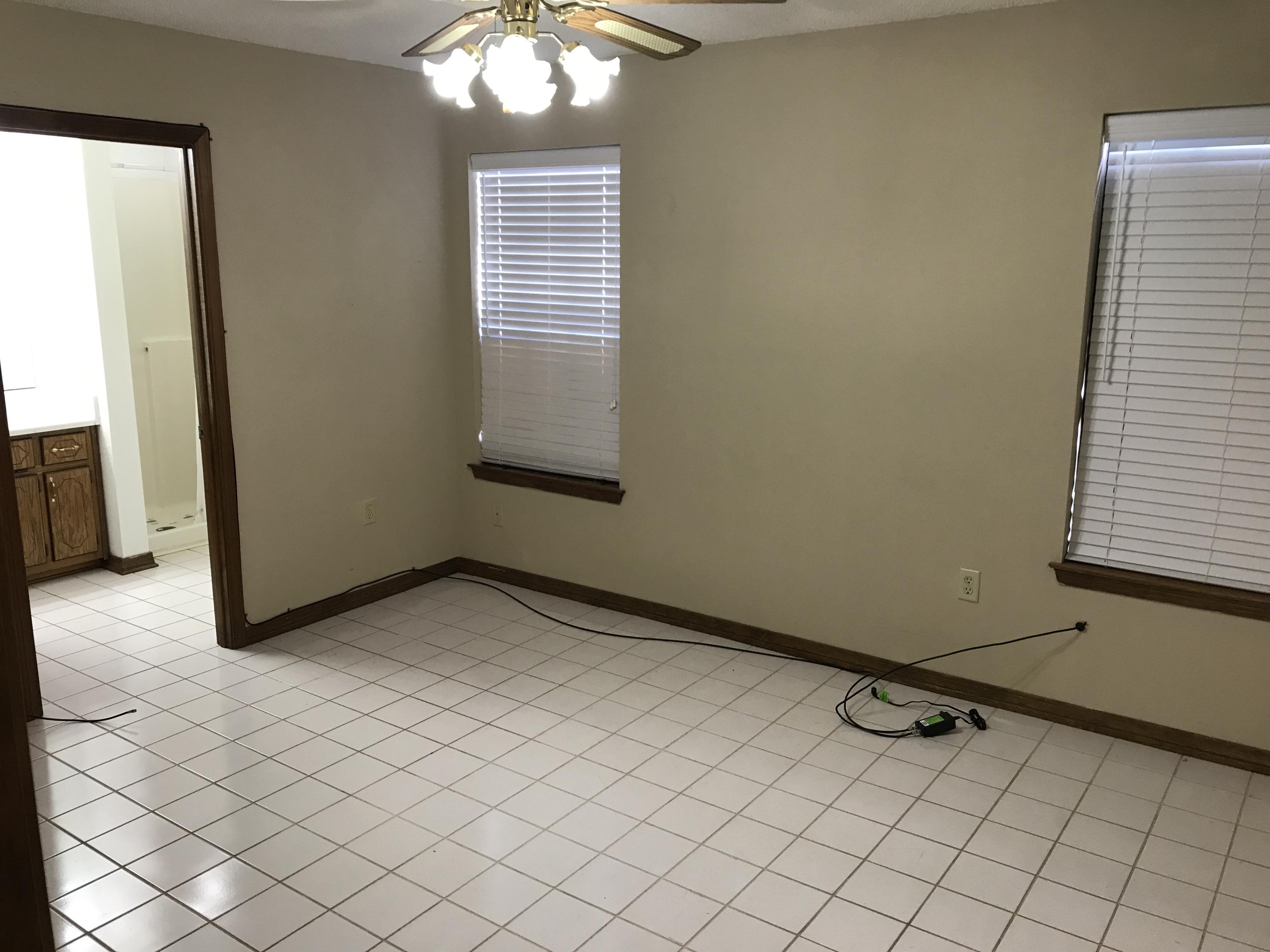 SOUTHWAY ESTATES - Residential Lease