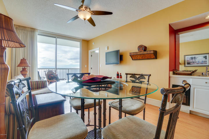 MAJESTIC BEACH TOWERS II - Residential