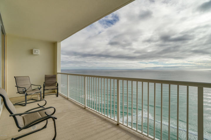 MAJESTIC BEACH TOWERS II - Residential