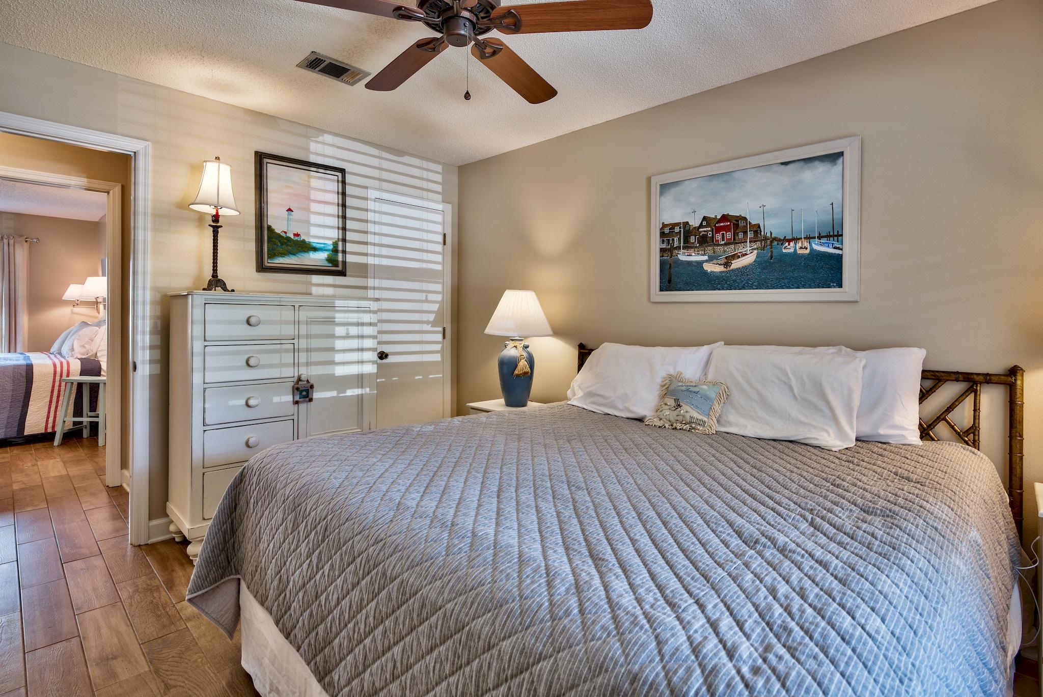 BEACHWOOD VILLAS CONDO - Residential