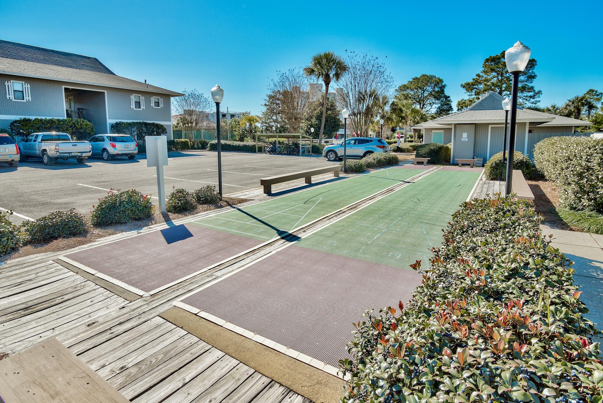 BEACHWOOD VILLAS CONDO - Residential