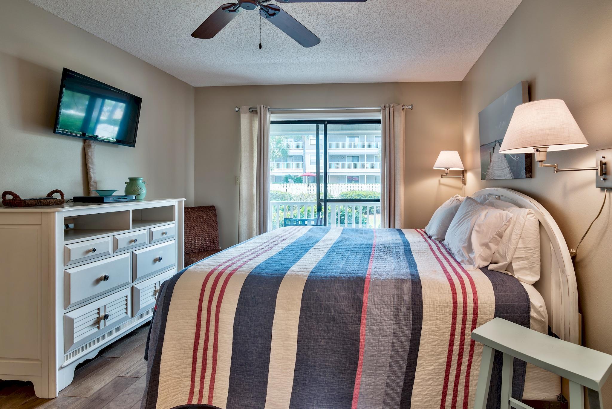 BEACHWOOD VILLAS CONDO - Residential