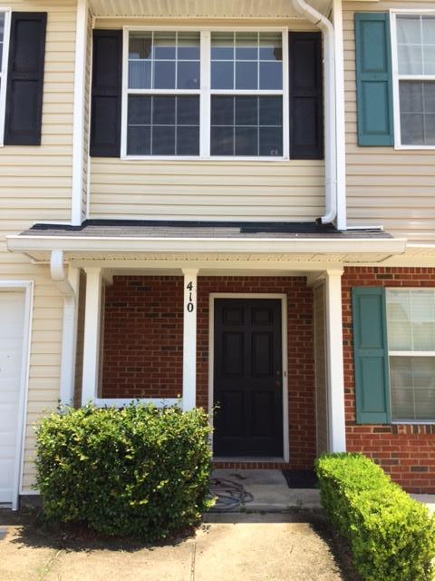 ROLLING PINES - Residential Lease