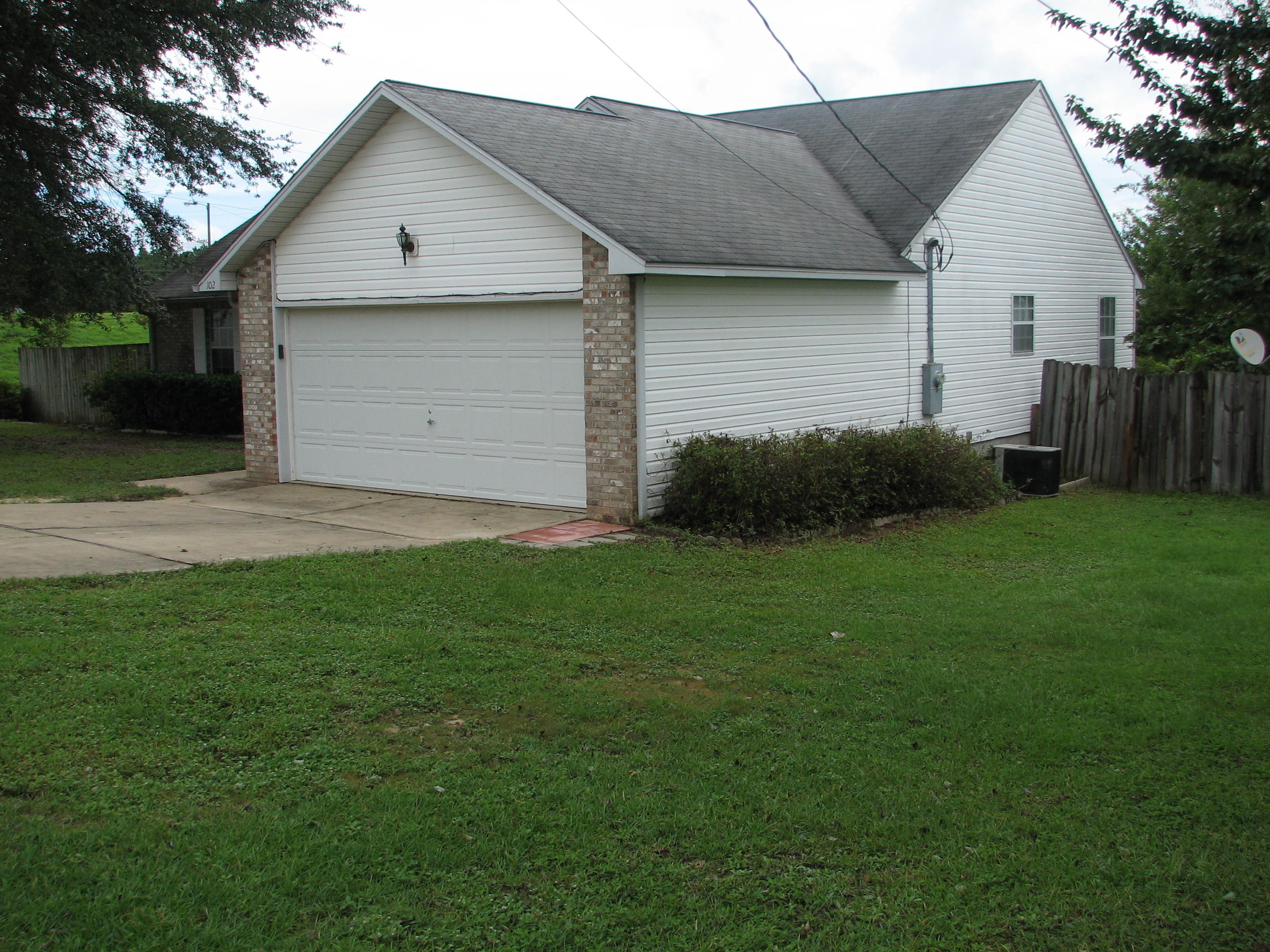 PARK PLACE 5 - Residential Lease