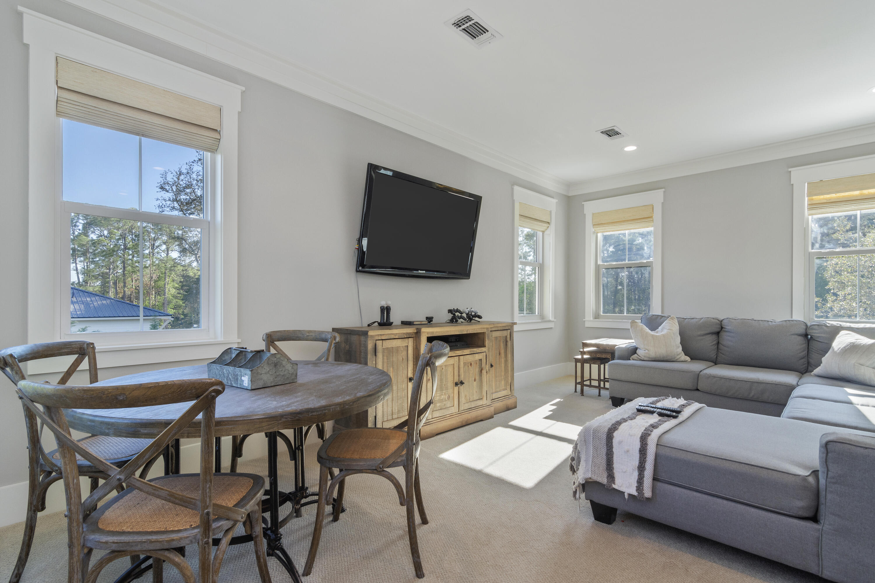 DAUGHETTES AMENDED - Residential