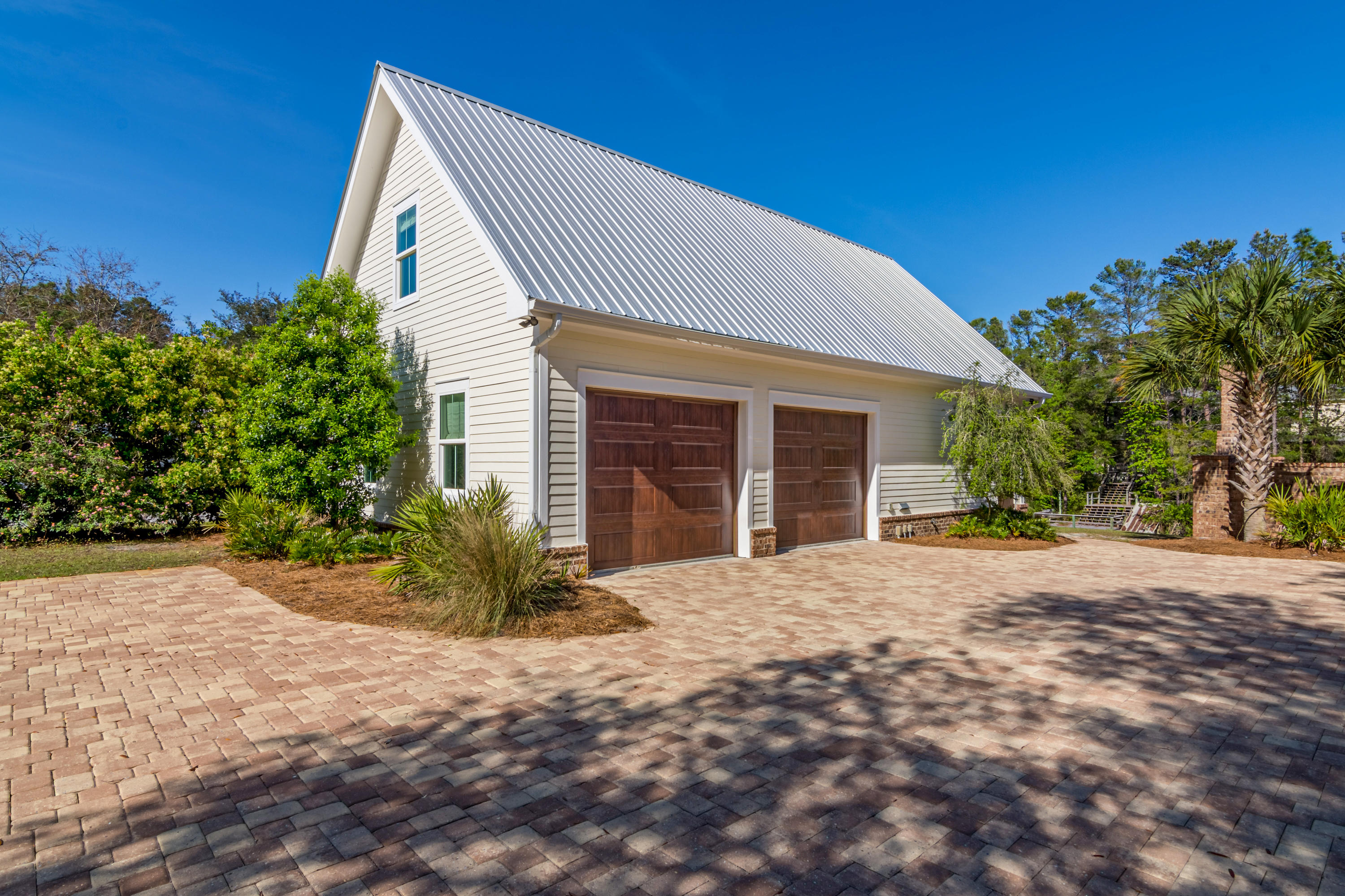 DAUGHETTES AMENDED - Residential
