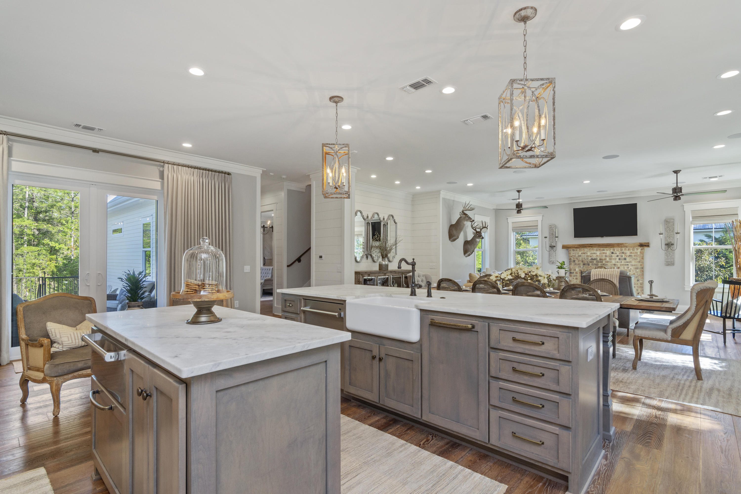 DAUGHETTES AMENDED - Residential