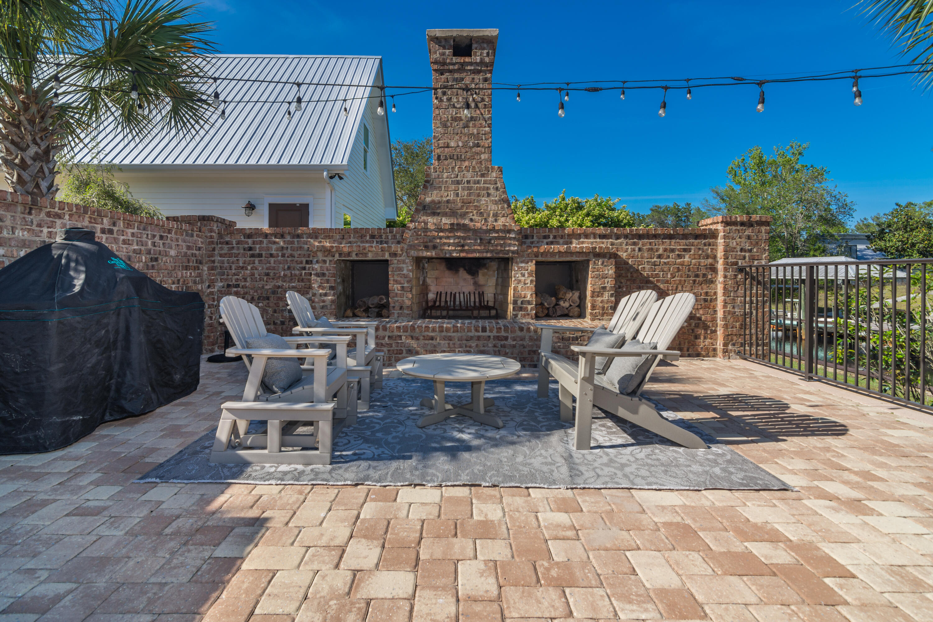 DAUGHETTES AMENDED - Residential