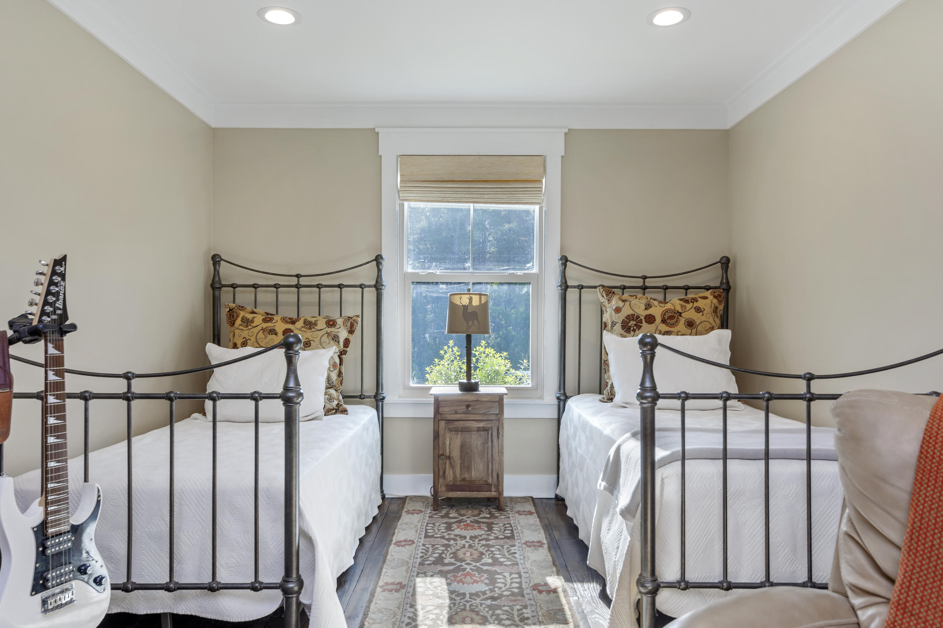 DAUGHETTES AMENDED - Residential