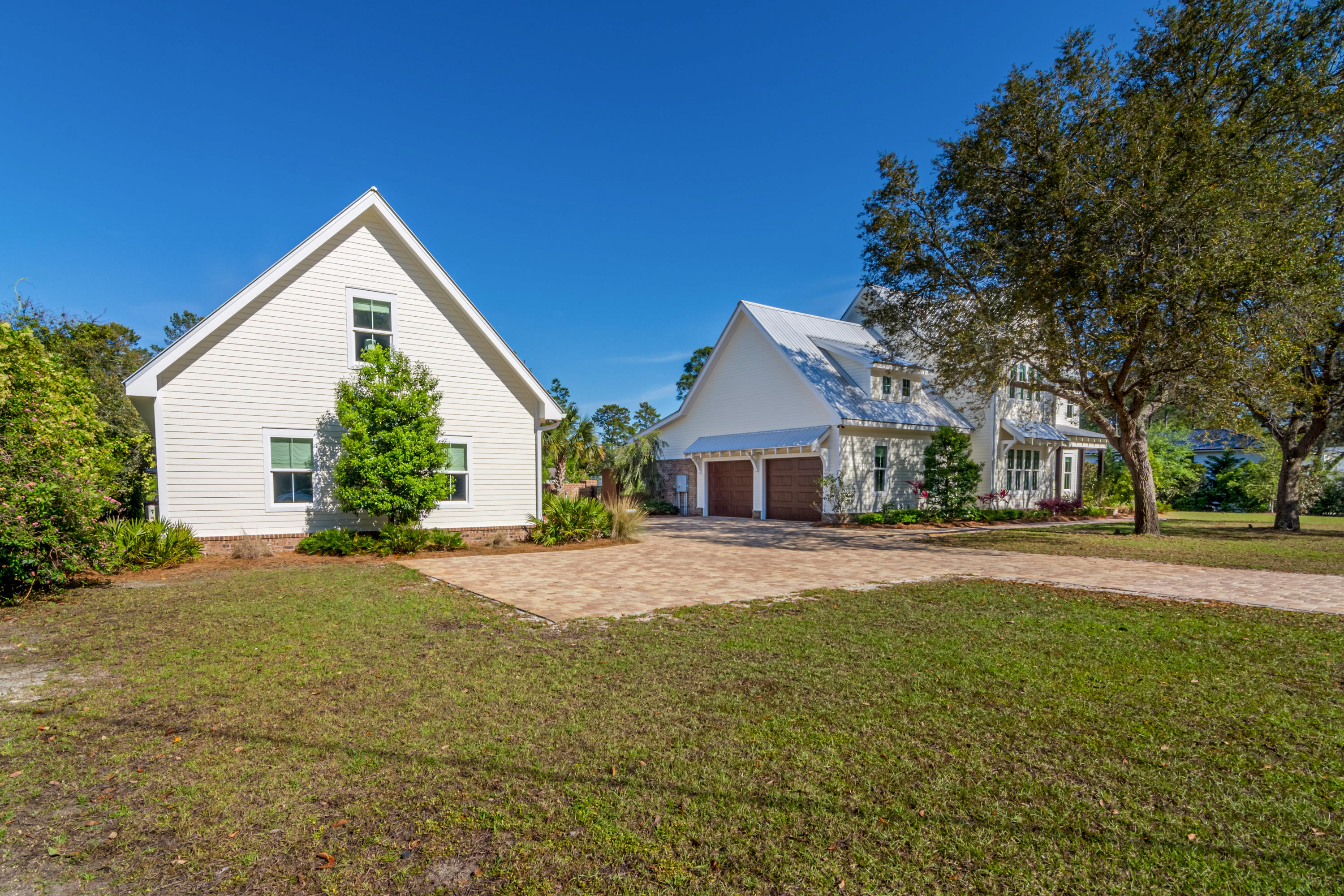 DAUGHETTES AMENDED - Residential