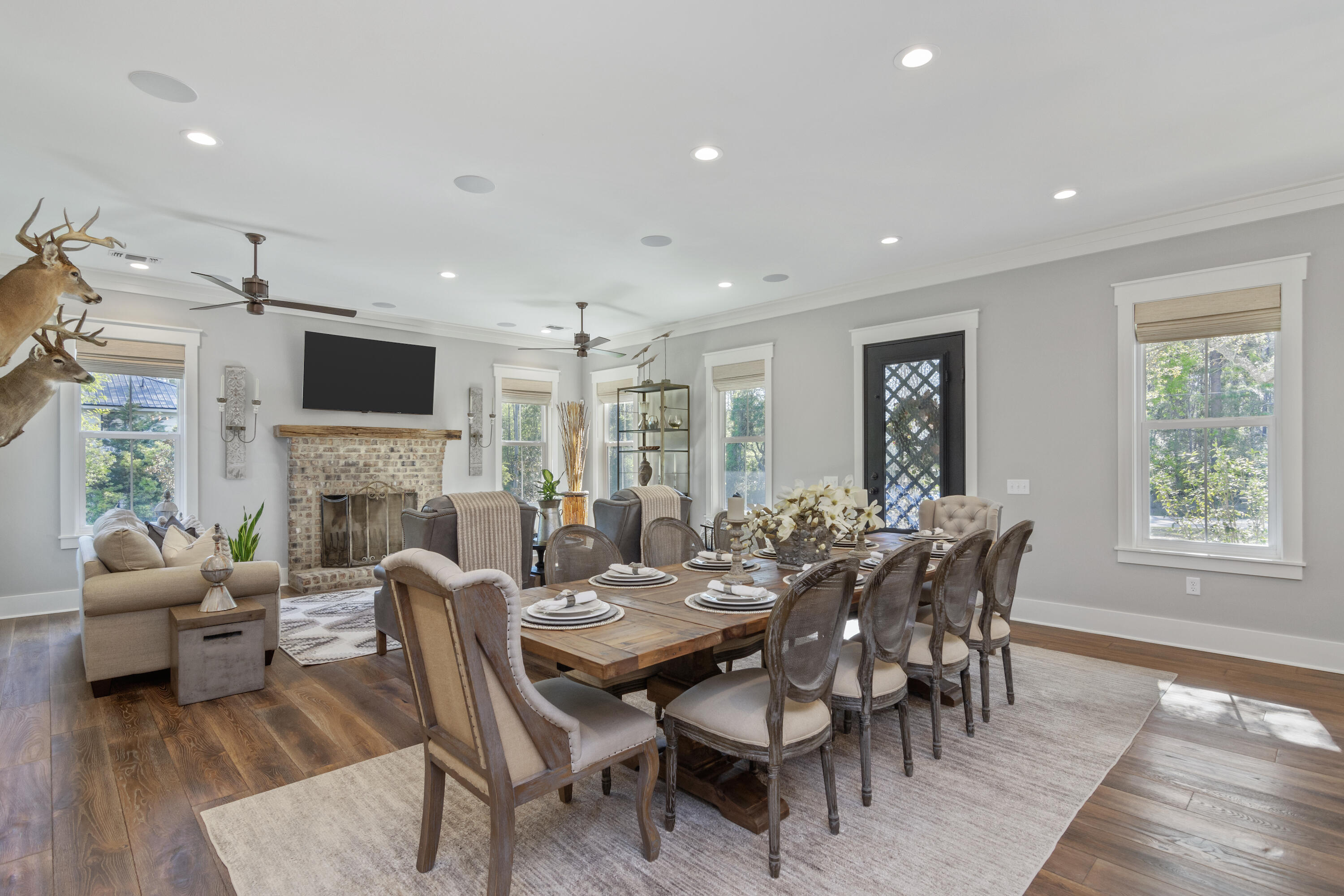 DAUGHETTES AMENDED - Residential