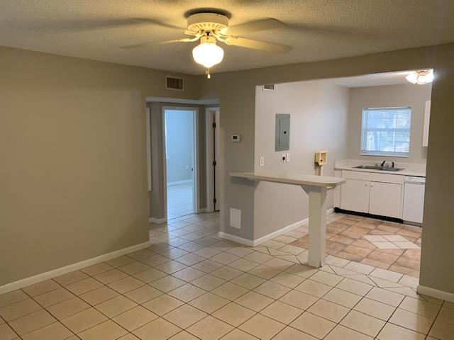 CINCO BAYOU - Residential Lease