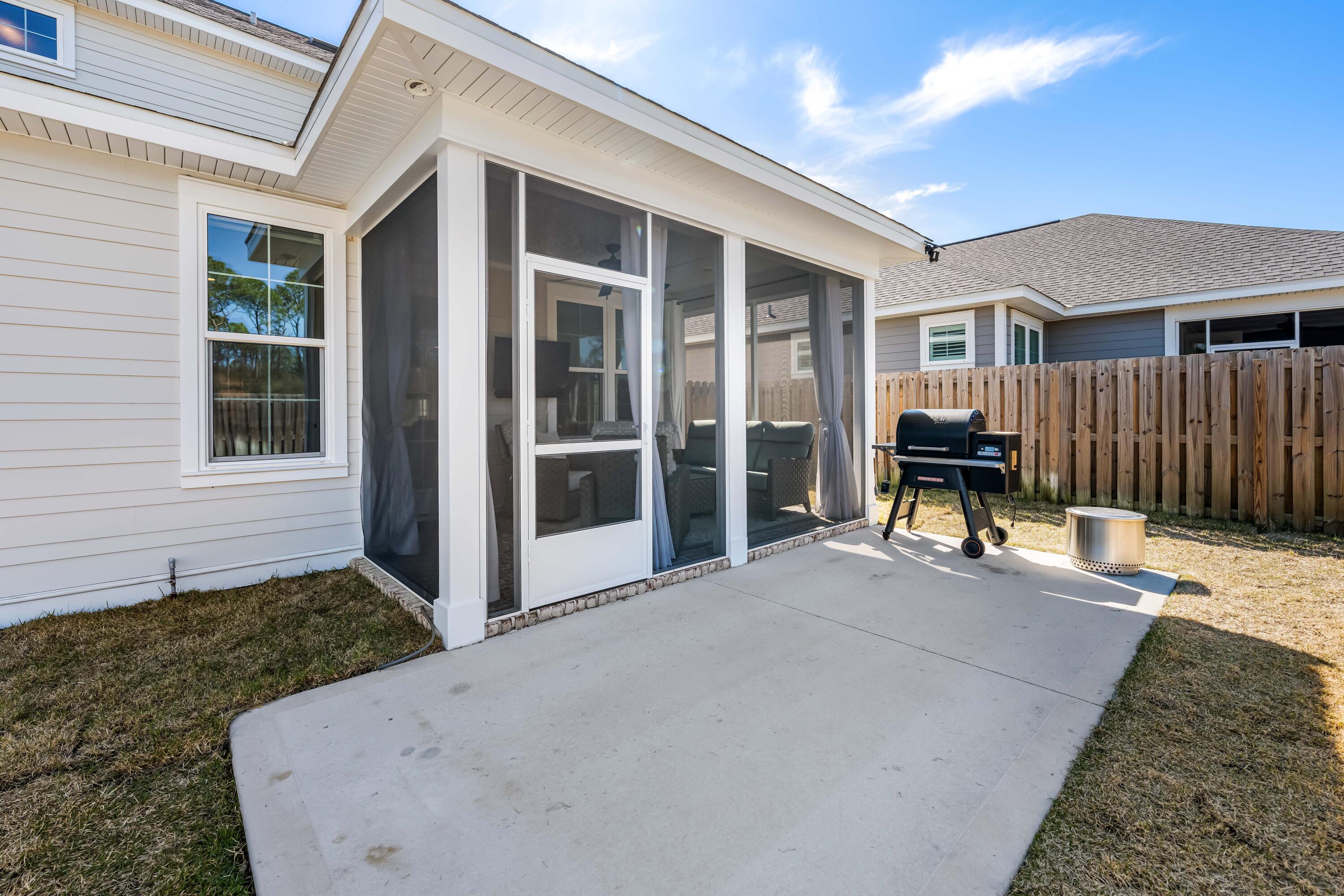 WATERSOUND ORIGINS - Residential Lease
