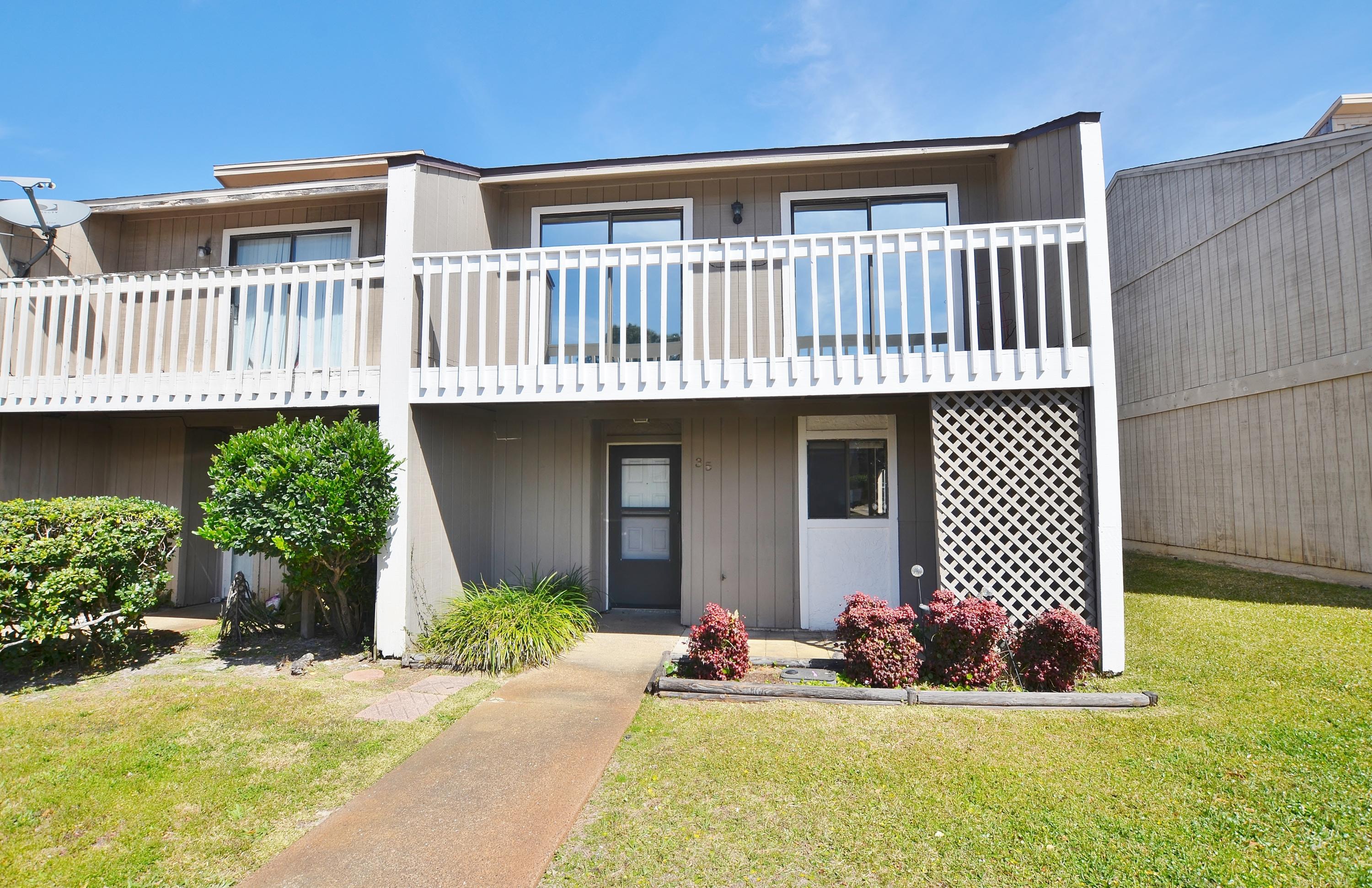 DESTIN RACQUET CLUB T/H - Residential Lease