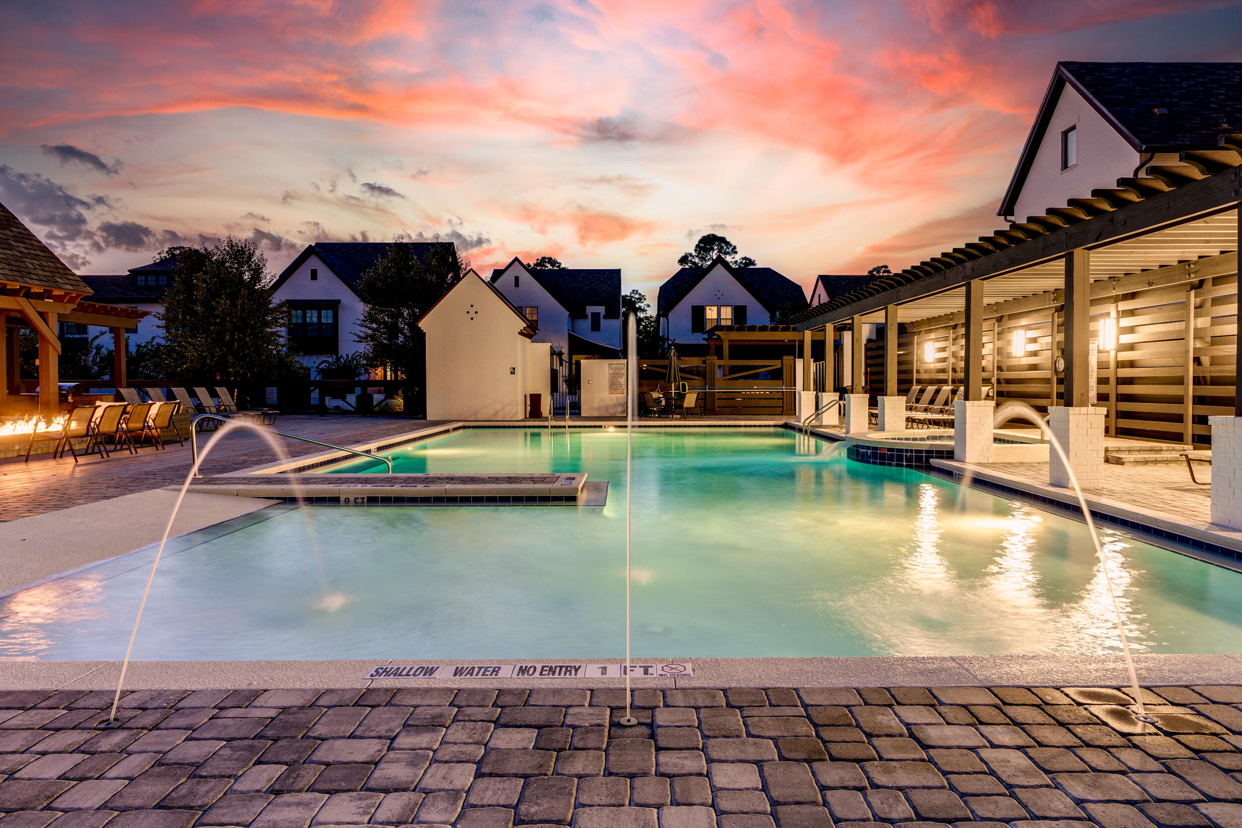 RIDGEWALK - Residential