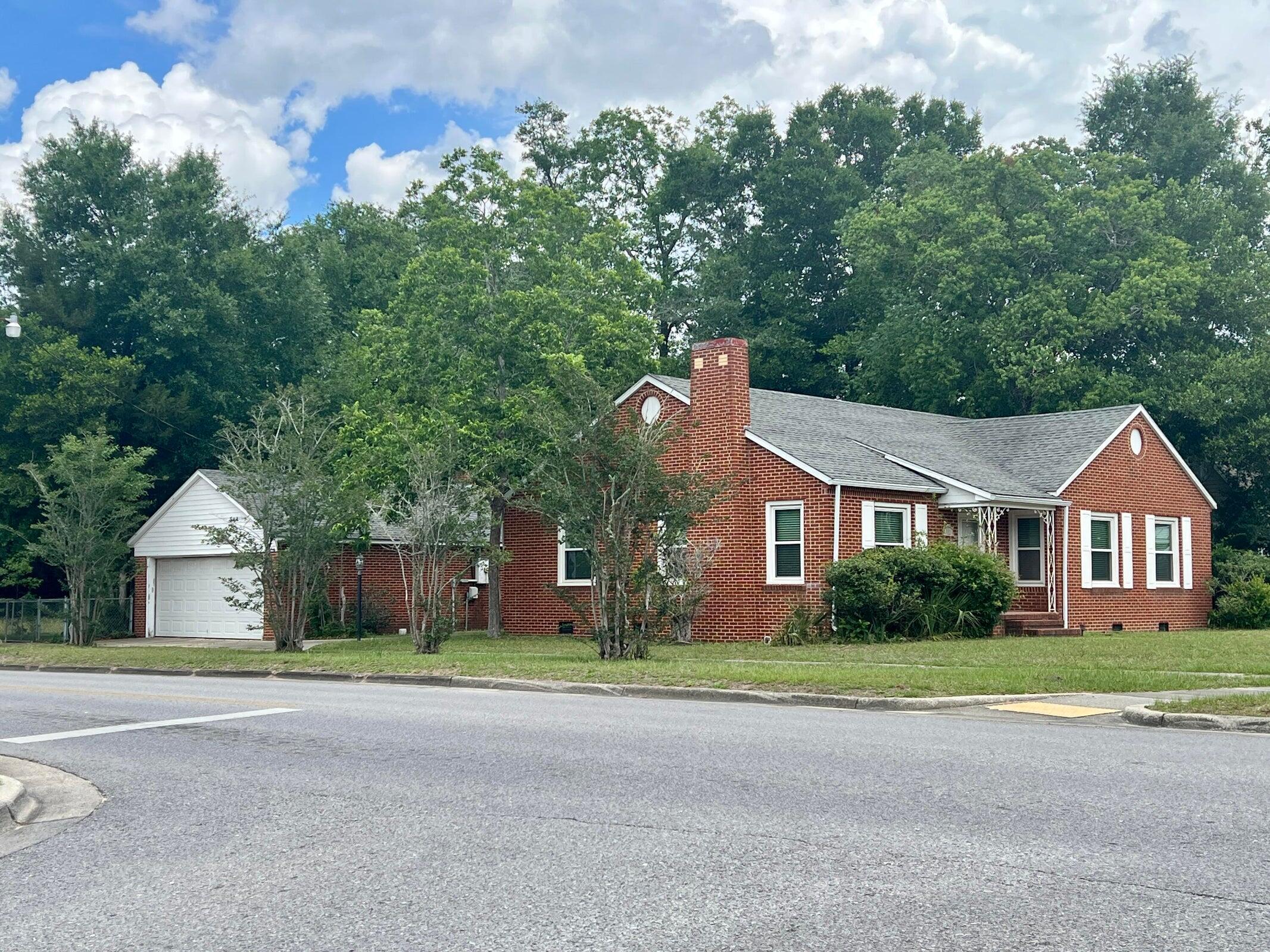 TOWN OF DEFUNIAK SPRINGS - Residential Lease