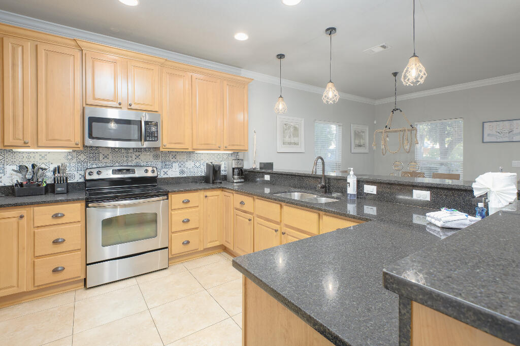 Villages of Crystal Beach. - Residential
