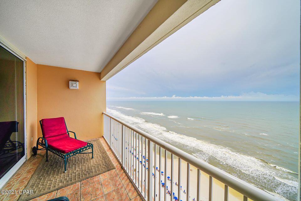 MAJESTIC BEACH TOWERS I - Residential