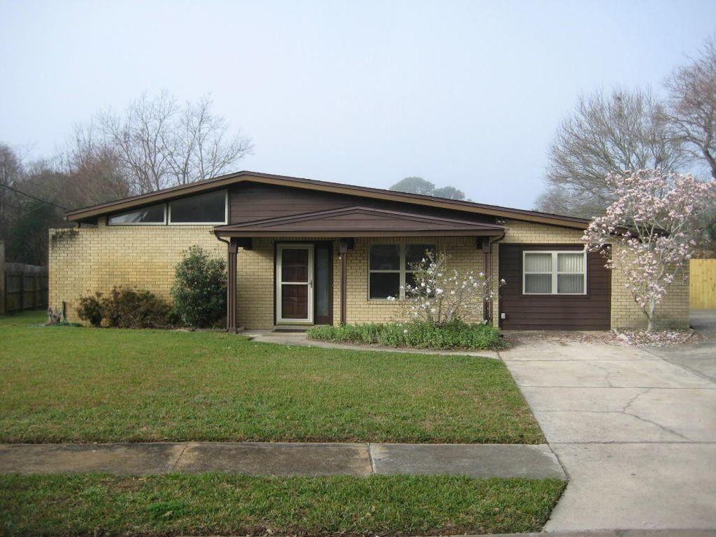 MIRAMAR ESTATES 4TH ADDN - Residential Lease