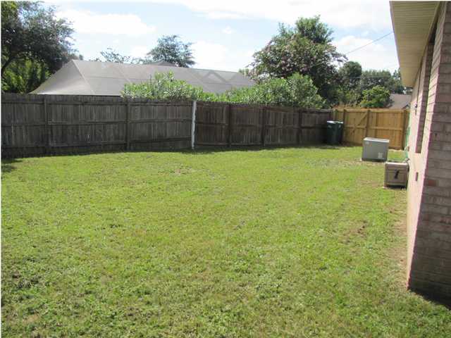 PINNACLE POINT - Residential Lease