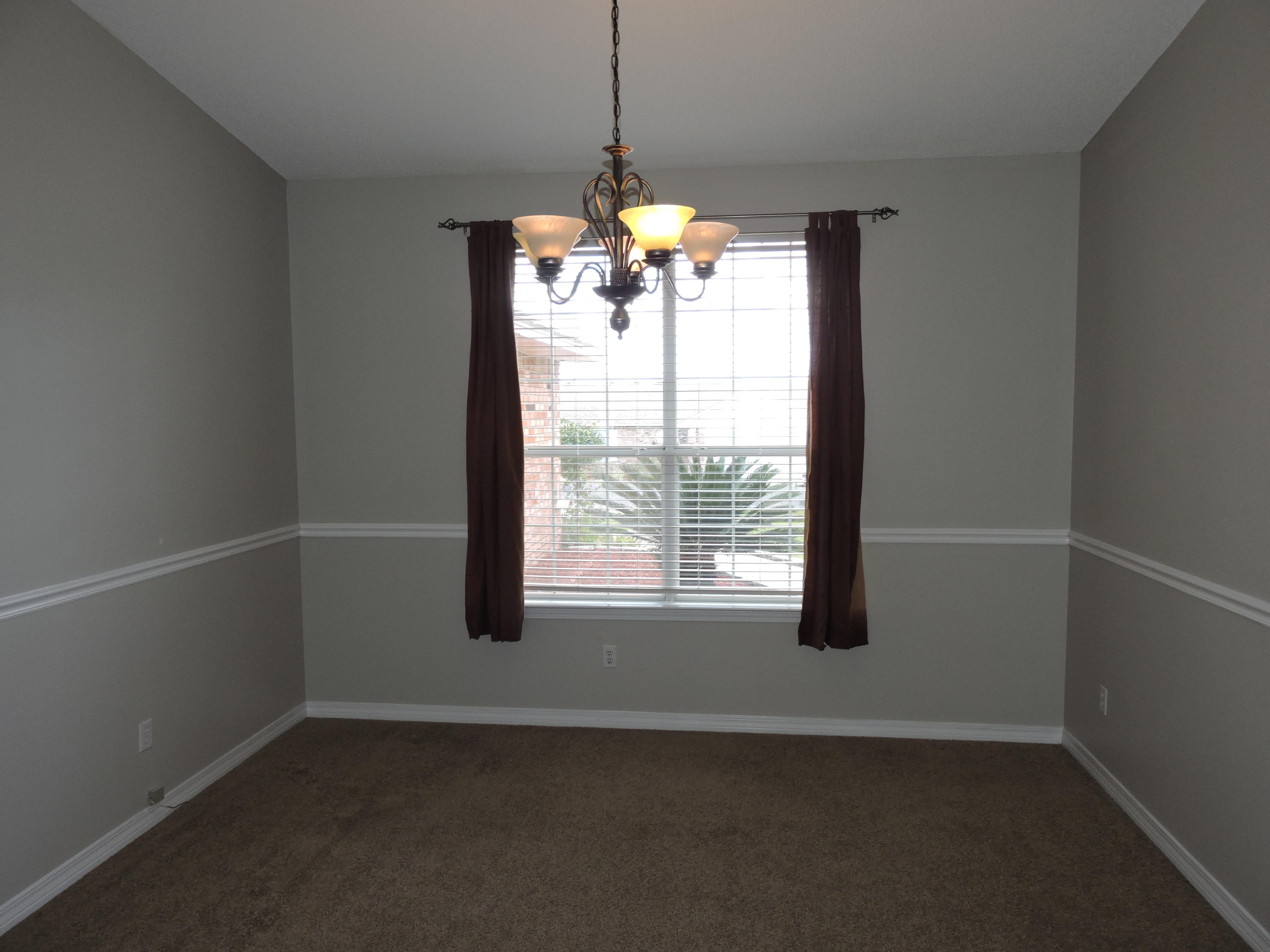 COUNTRYVIEW ESTATES 4TH ADDN - Residential Lease