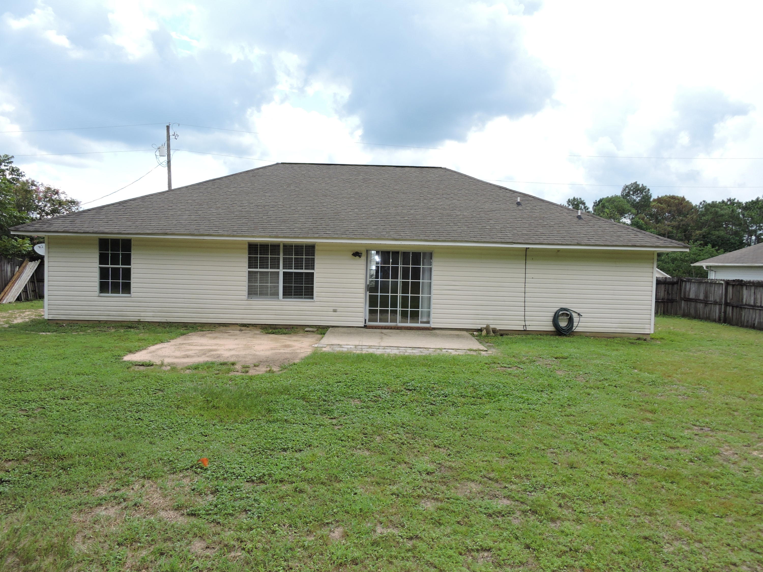 COUNTRYVIEW ESTATES 4TH ADDN - Residential Lease