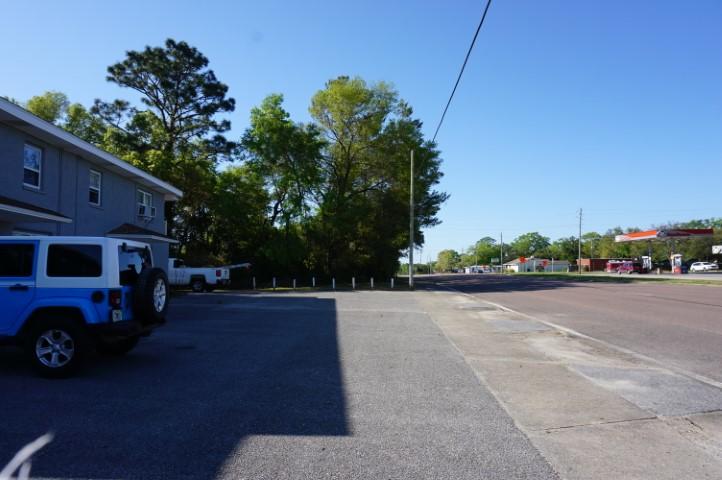 Parkway Apartments - Residential Lease