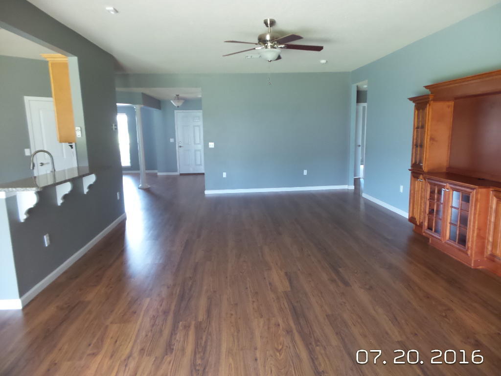 LEE FARMS PH III - Residential Lease