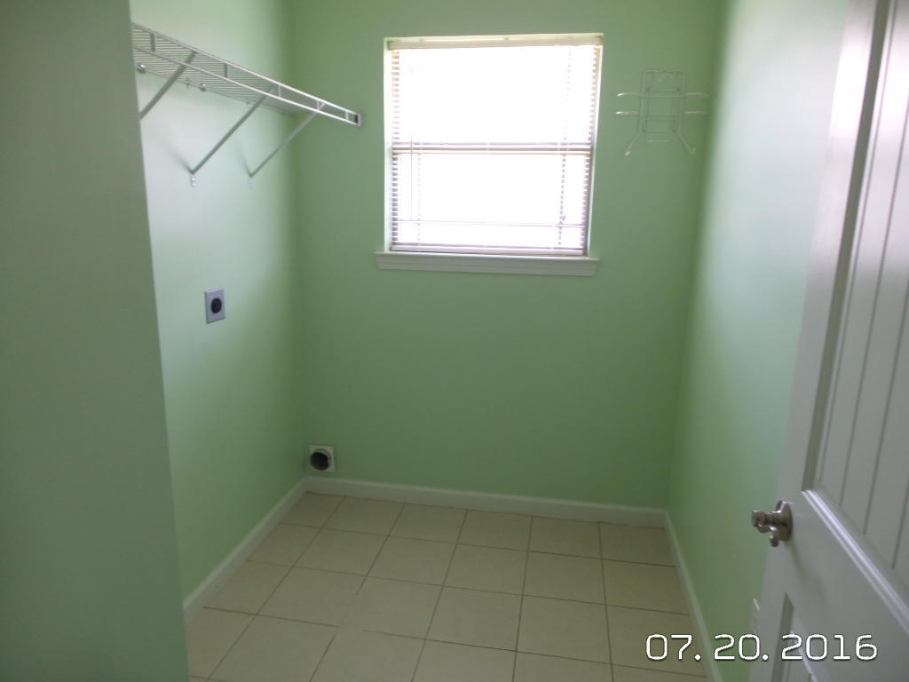 LEE FARMS PH III - Residential Lease