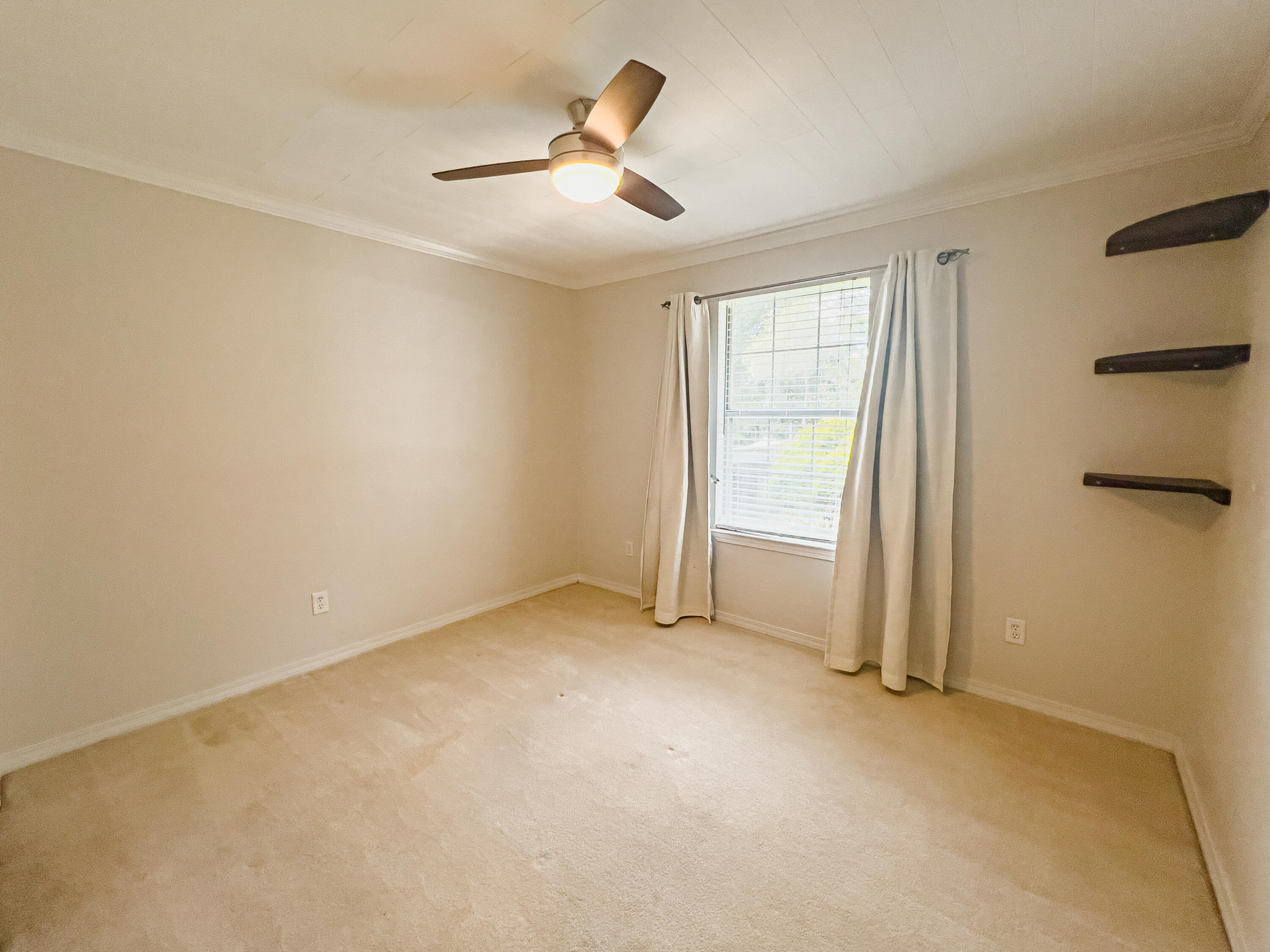 NORTHVIEW ESTATES 3RD ADDN - Residential Lease