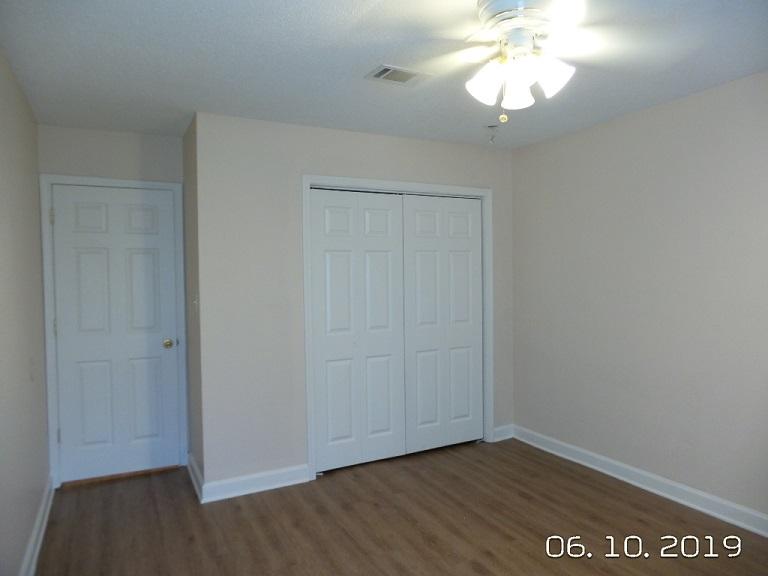 PINE MEADOWS 1ST ADDN - Residential Lease