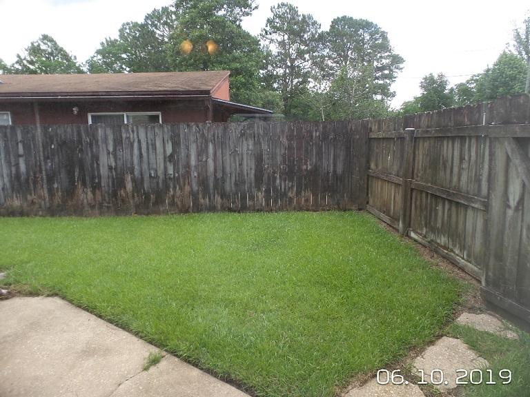 PINE MEADOWS 1ST ADDN - Residential Lease