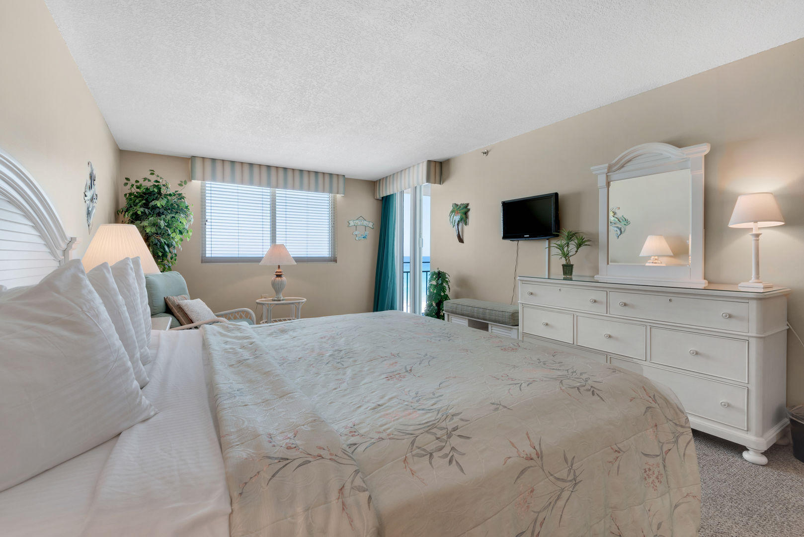 BREAKERS OF FWB PH 1 - Residential