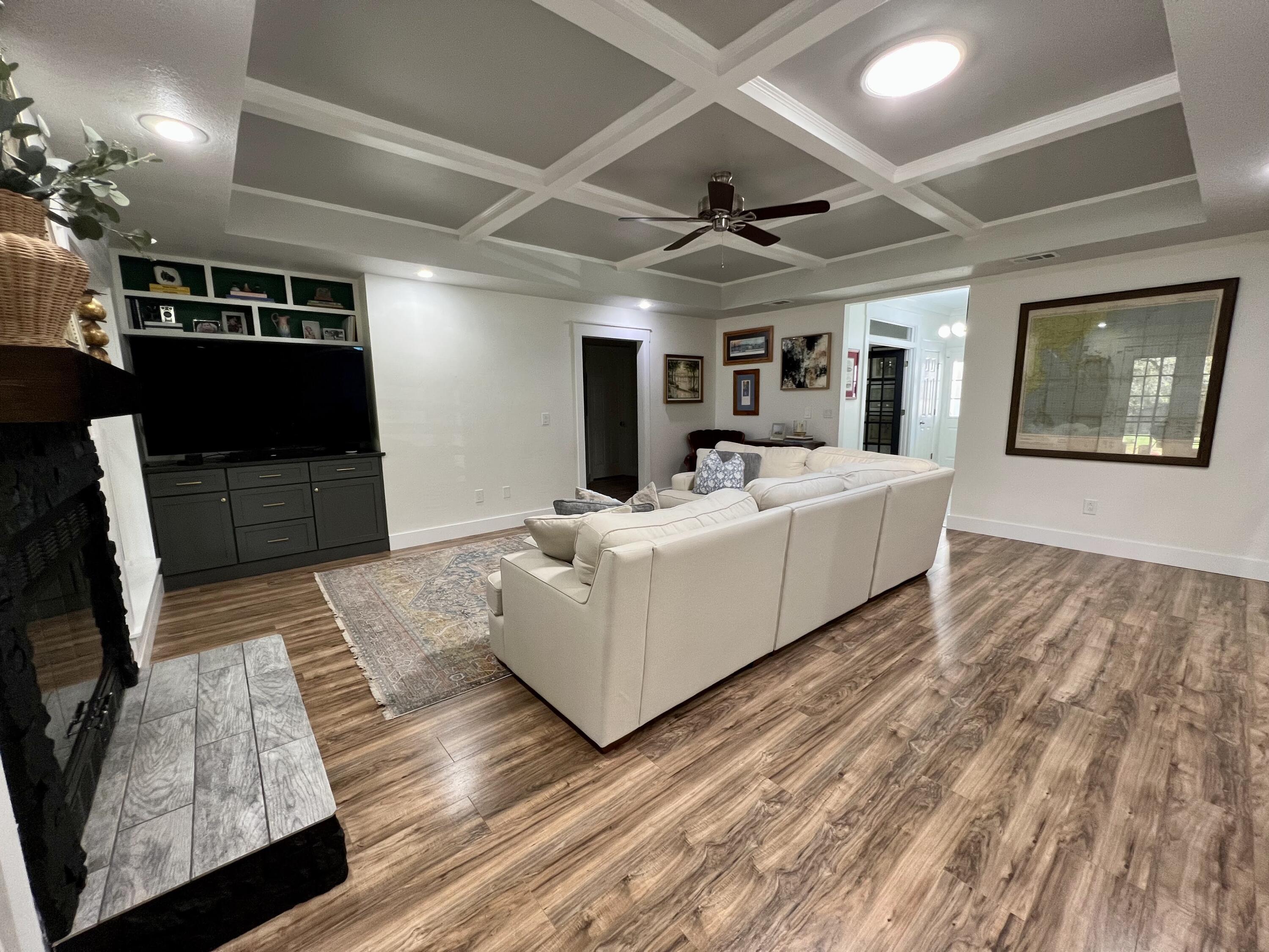 PARKWOOD ESTATES PH 1 BLUEWATER BAY - Residential Lease