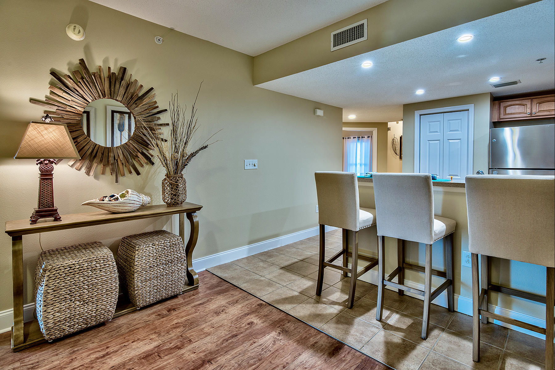 MAJESTIC BEACH TOWERS I - Residential