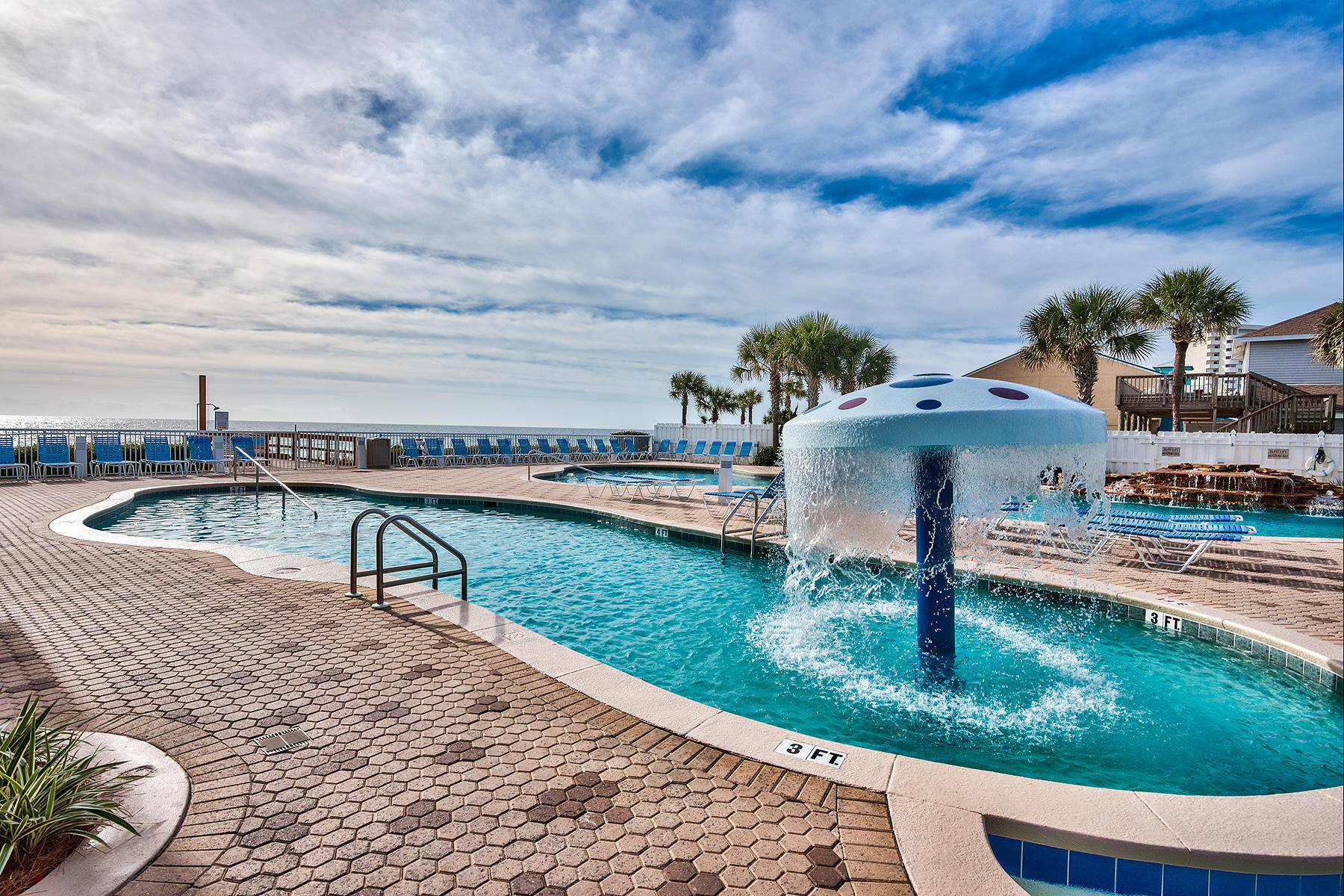 MAJESTIC BEACH TOWERS I - Residential