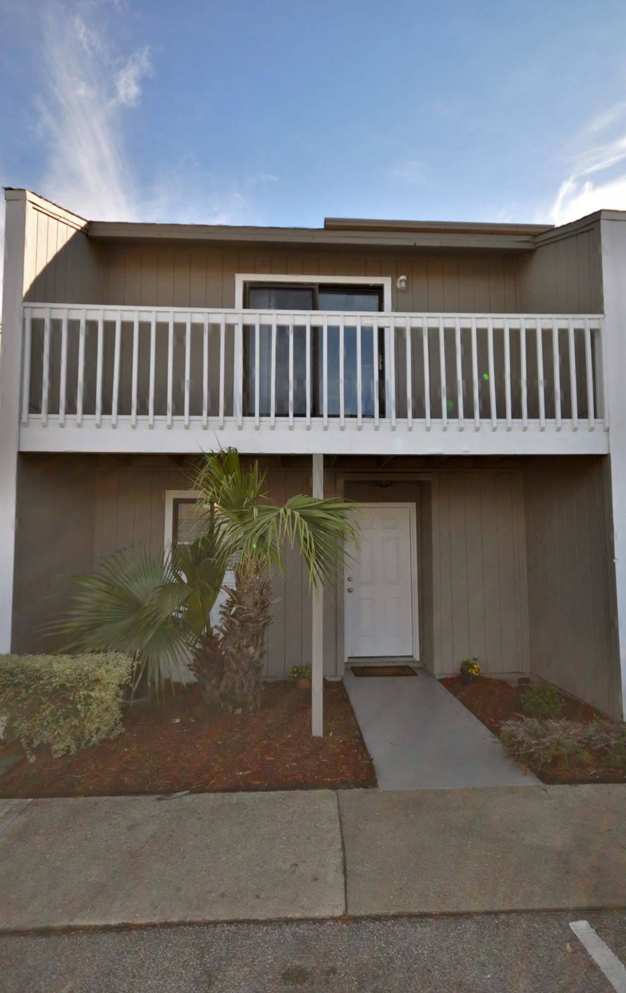 DESTIN RACQUET CLUB T/H - Residential Lease