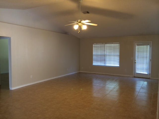 STEEPLECHASE PH 2 - Residential Lease