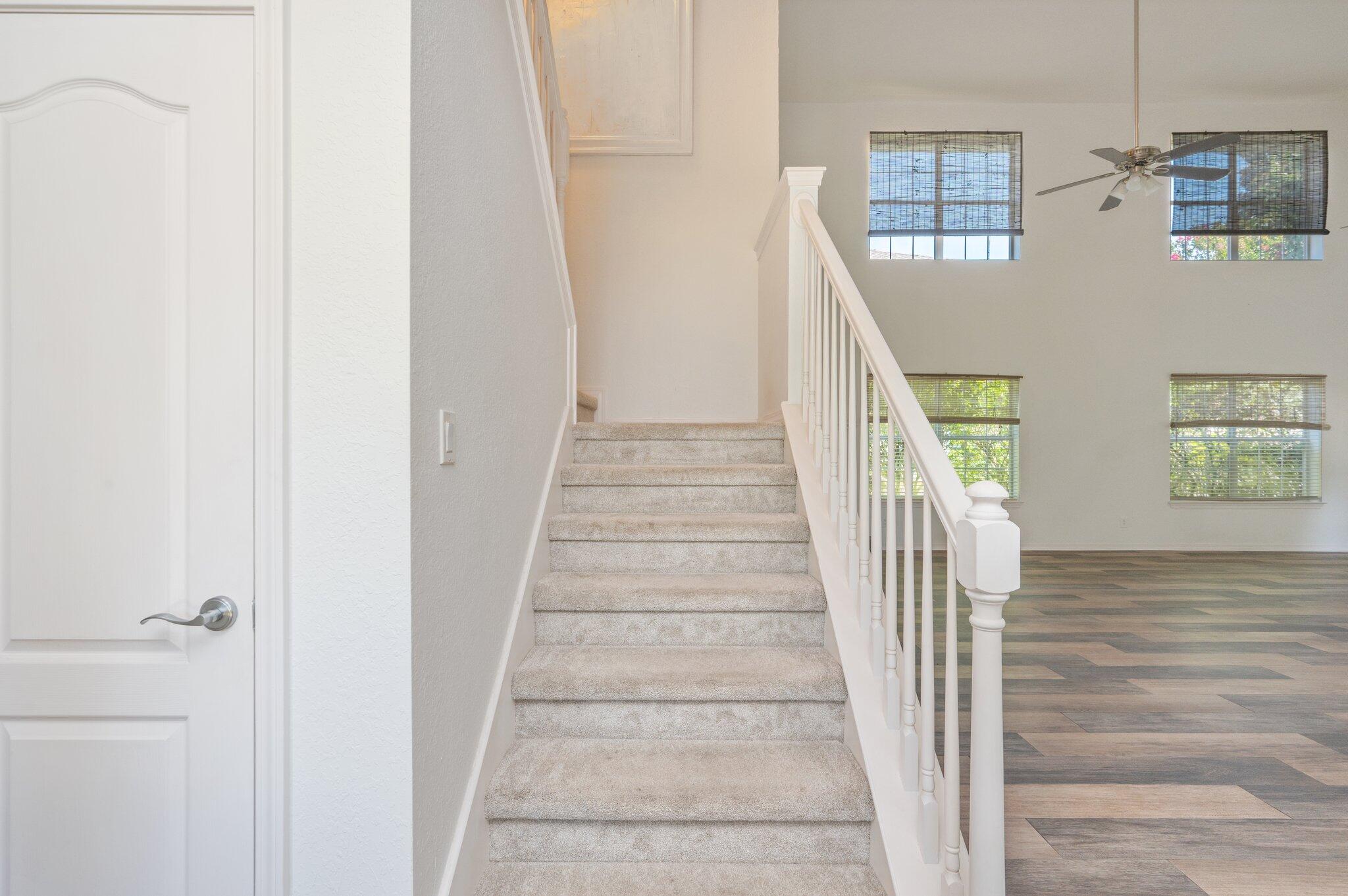EMERALD LAKES PH 1 - Residential Lease