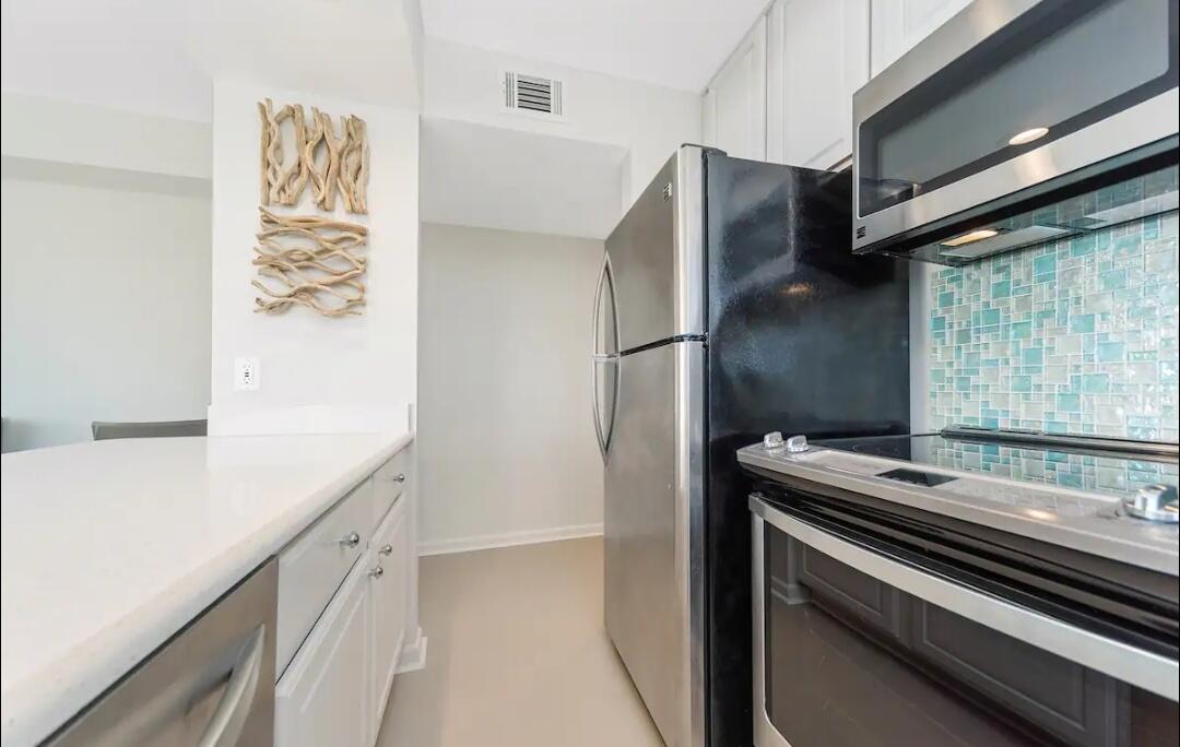 BEACHSIDE 2 CONDO - Residential