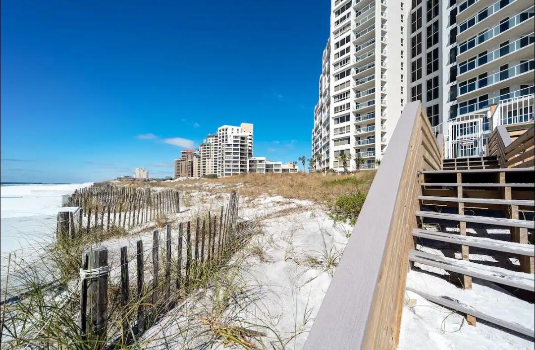 BEACHSIDE 2 CONDO - Residential