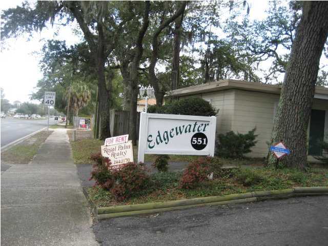 EDGEWATER - Residential Lease