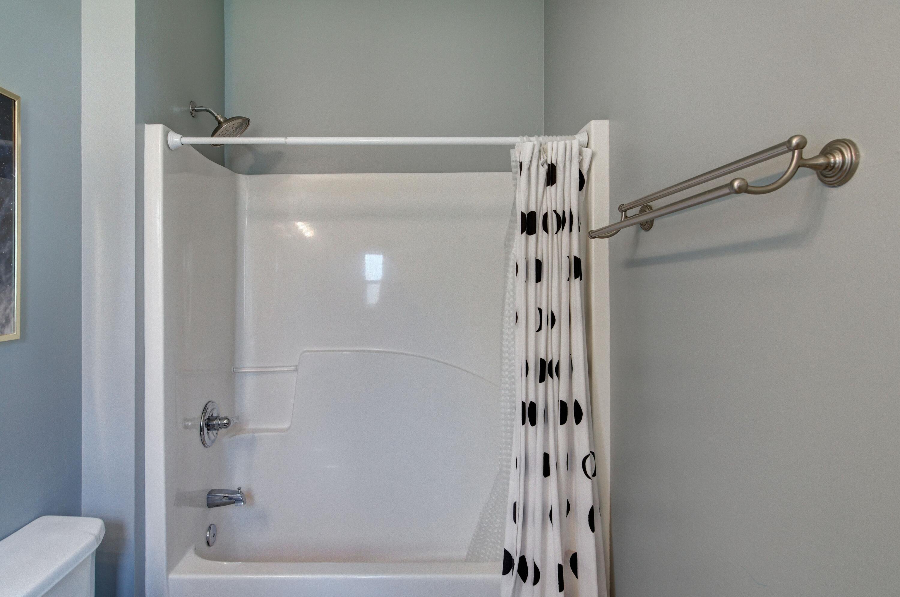 QUIET OAKS S/D - Residential