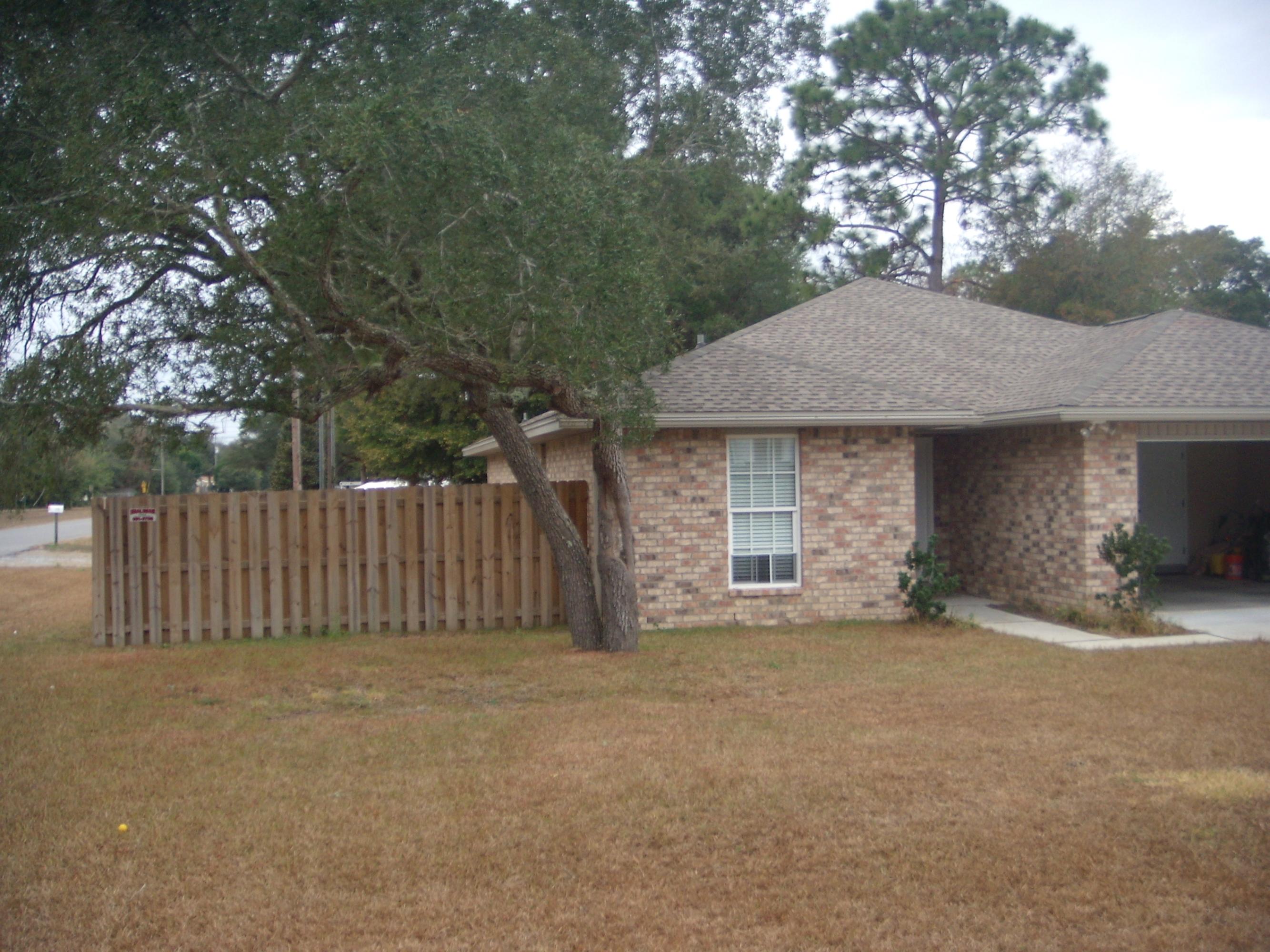 PORT DIXIE - Residential Lease