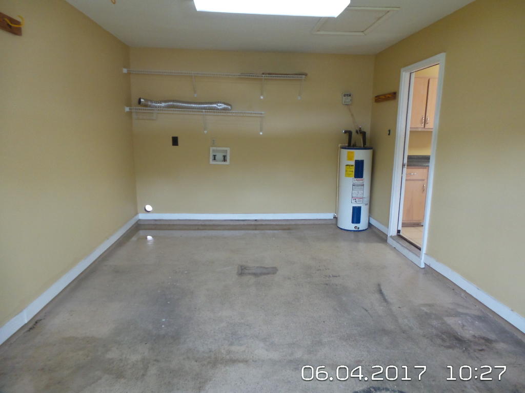 APLIN HEIGHTS S/D PH 1 - Residential Lease