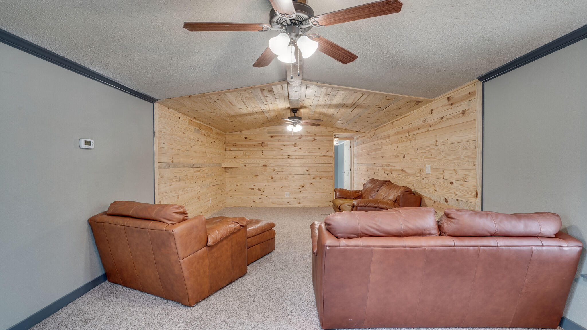OAKWOOD LAKES ESTATES - Residential