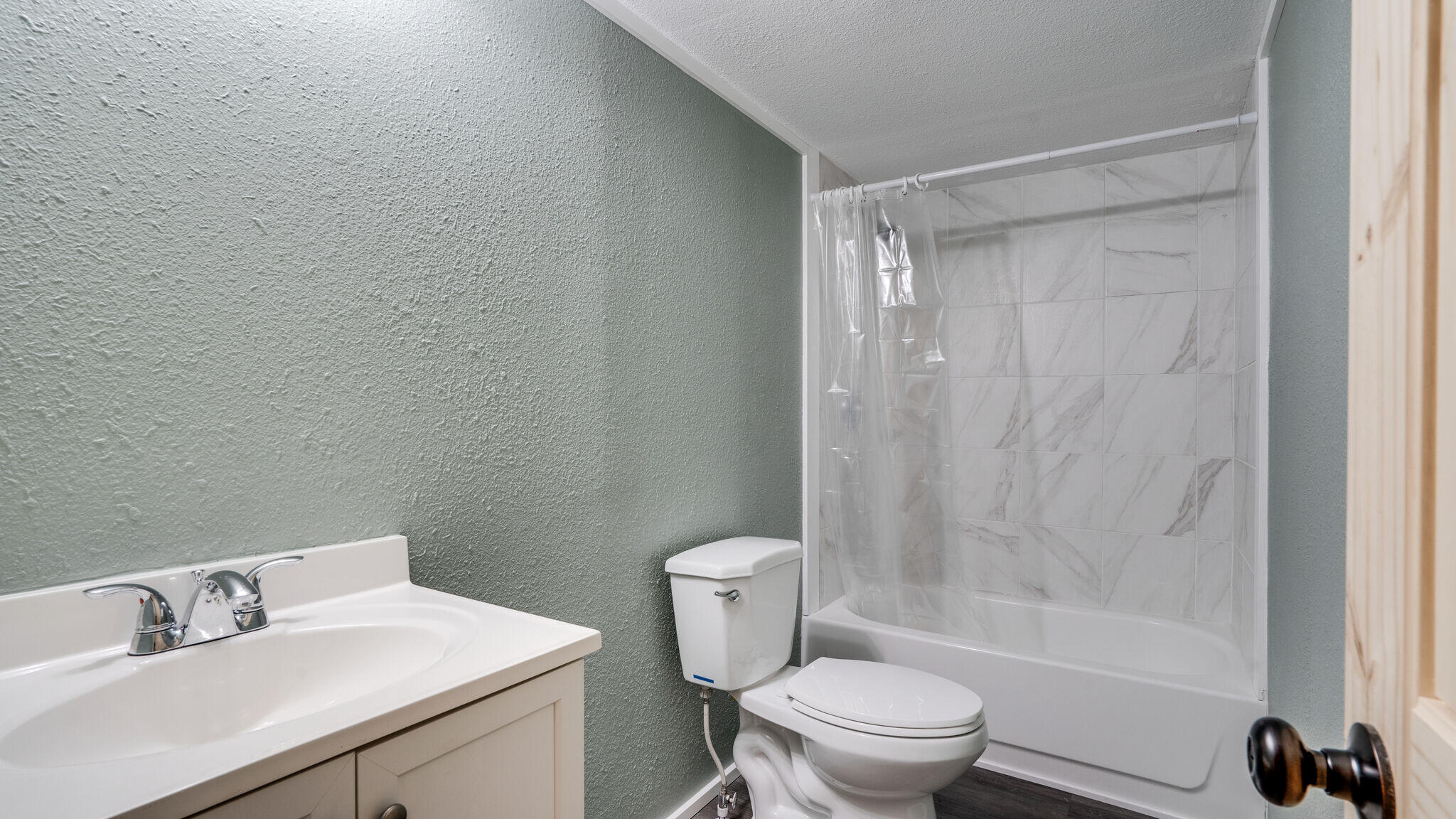 OAKWOOD LAKES ESTATES - Residential