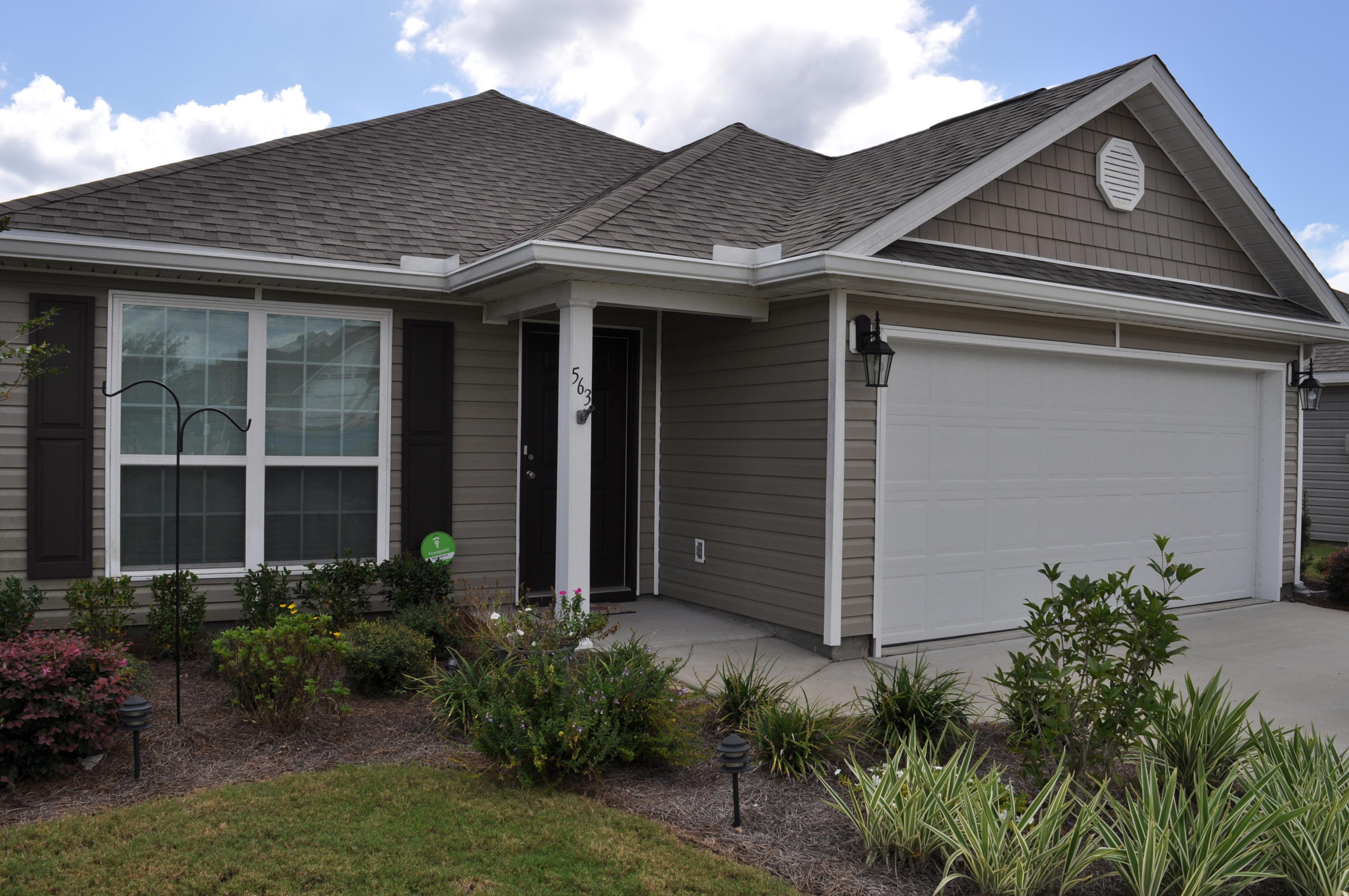HAMMOCK BAY - Residential Lease