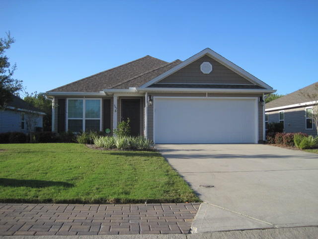 HAMMOCK BAY - Residential Lease