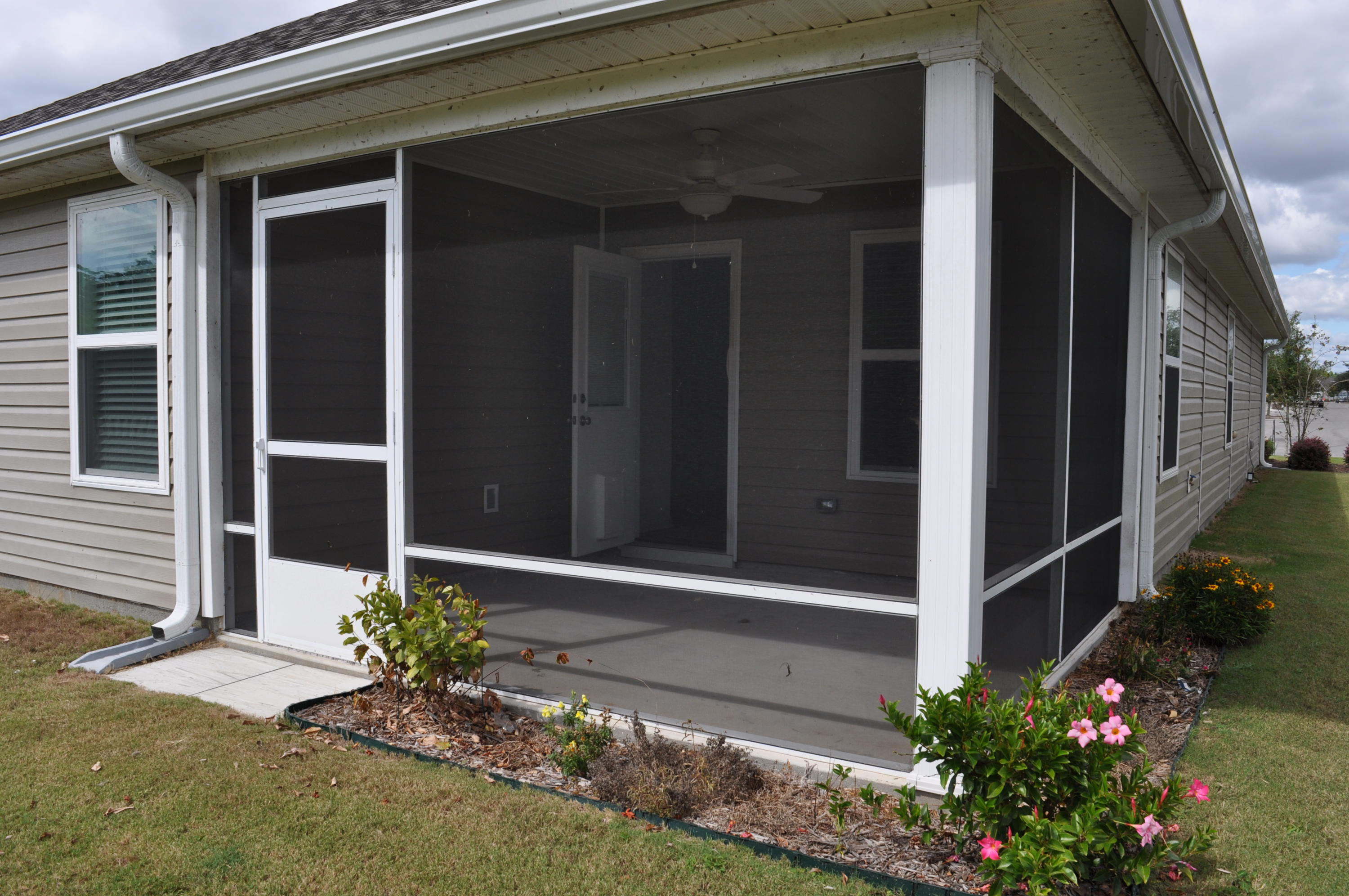 HAMMOCK BAY - Residential Lease